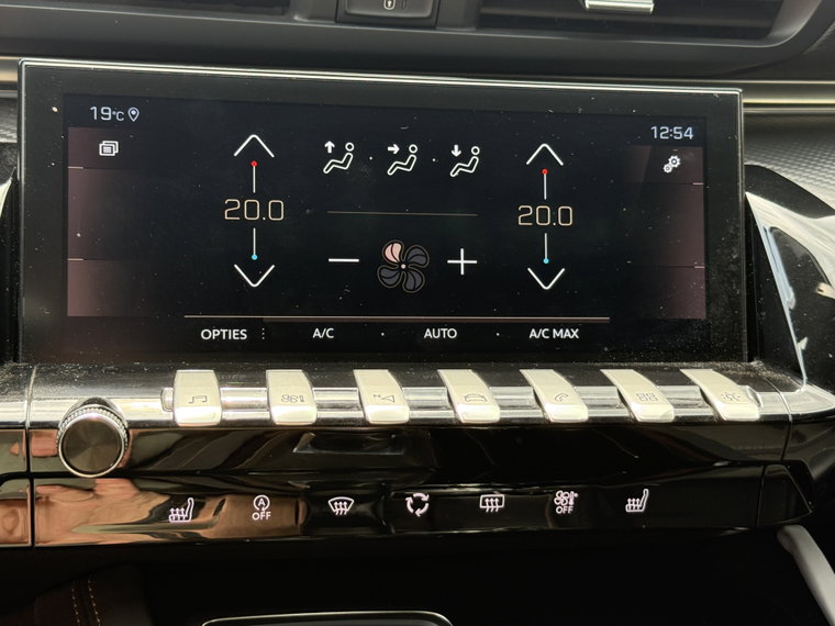 Vehicle Image 42
