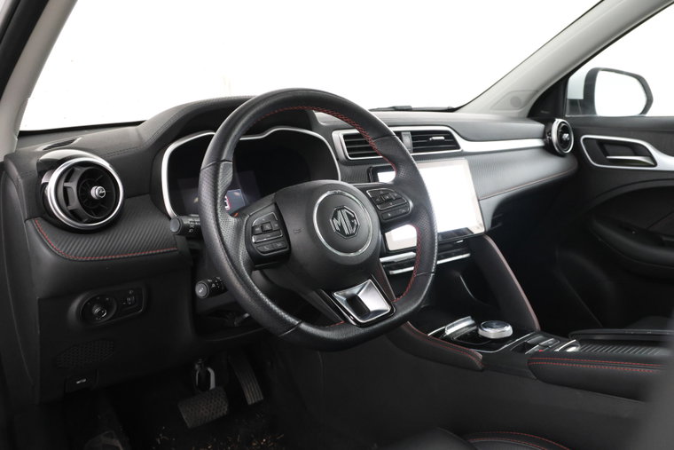 Vehicle Image 14