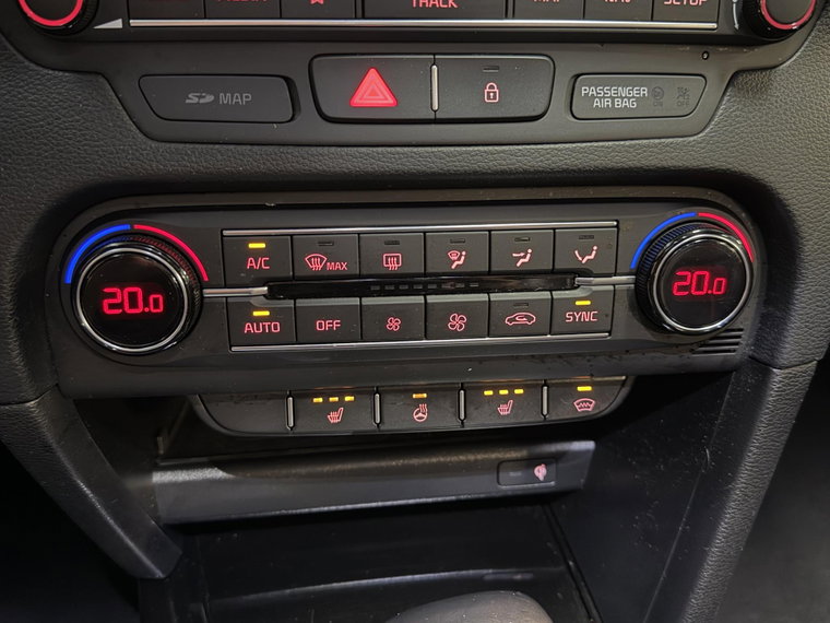 Vehicle Image 24