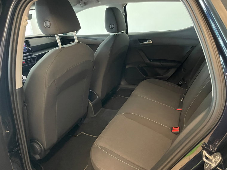 Vehicle Image 33