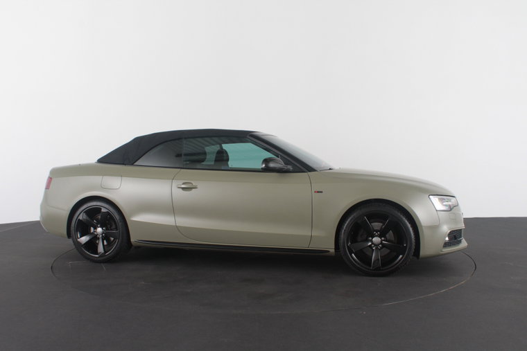 Vehicle Image 23