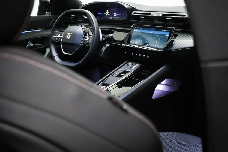 Vehicle Image 15