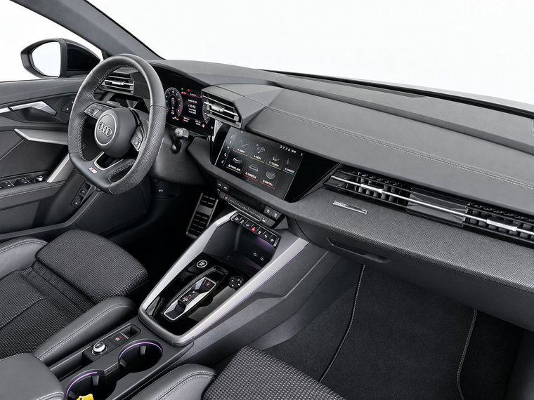 Vehicle Image 25