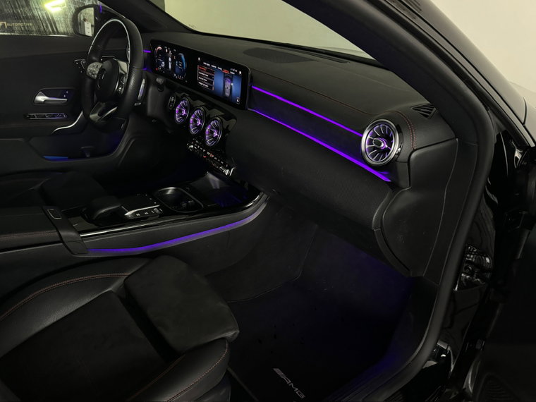 Vehicle Image 36