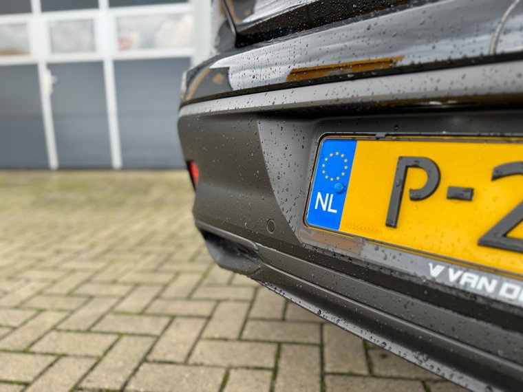 Vehicle Image 22