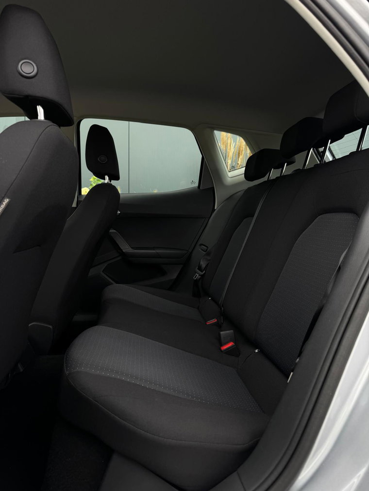 Vehicle Image 18