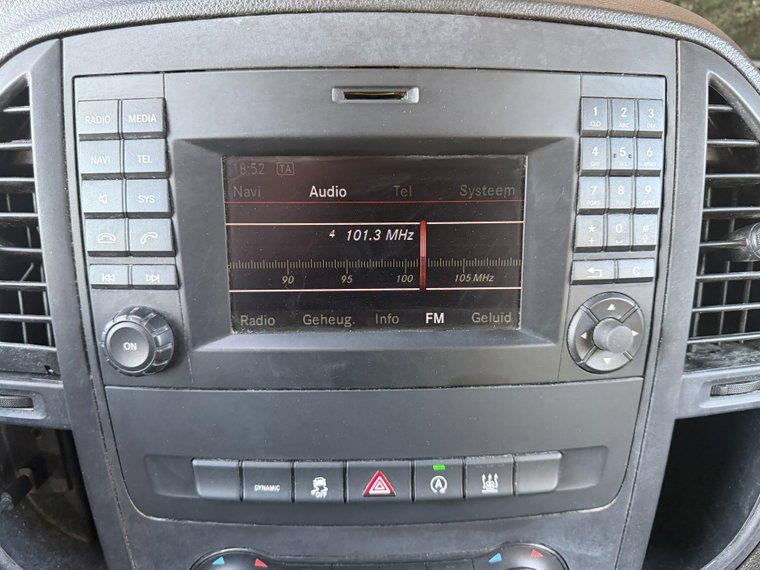 Vehicle Image 36