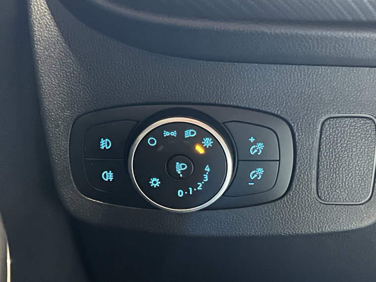 Vehicle Image 27