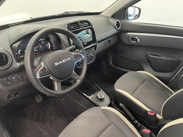 Vehicle Image 17