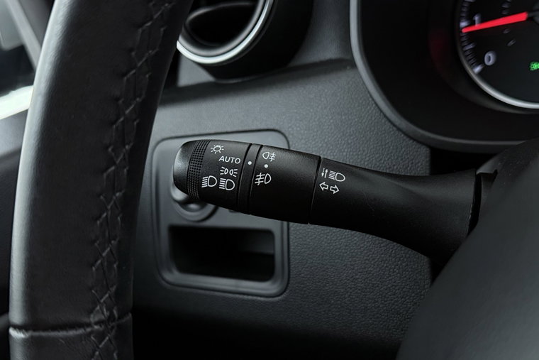 Vehicle Image 26