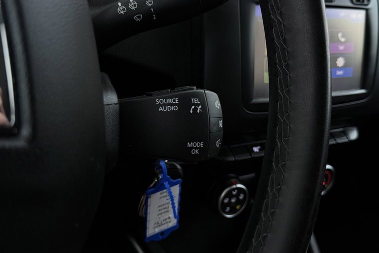 Vehicle Image 28
