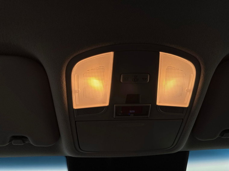 Vehicle Image 31