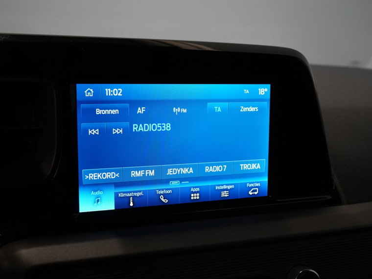 Vehicle Image 21