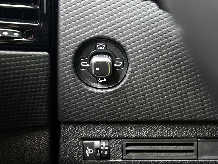 Vehicle Image 31