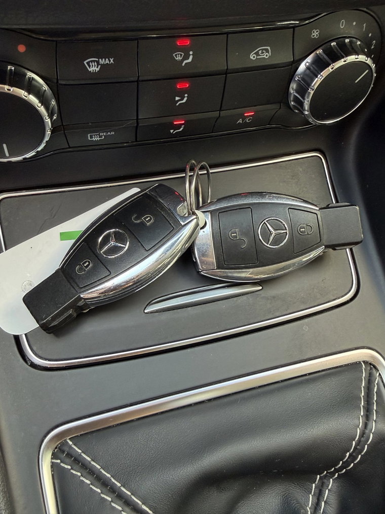 Vehicle Image 38
