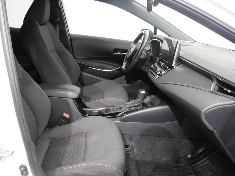Vehicle Image 12