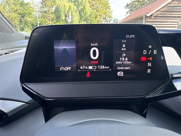 Vehicle Image 21