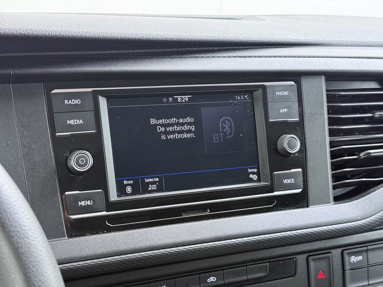 Vehicle Image 24