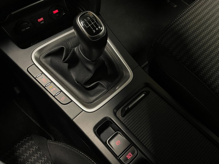 Vehicle Image 38