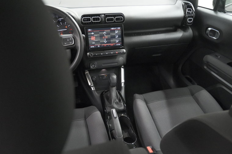 Vehicle Image 31
