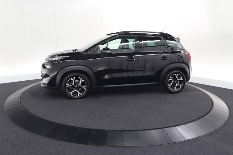 Vehicle Image 35