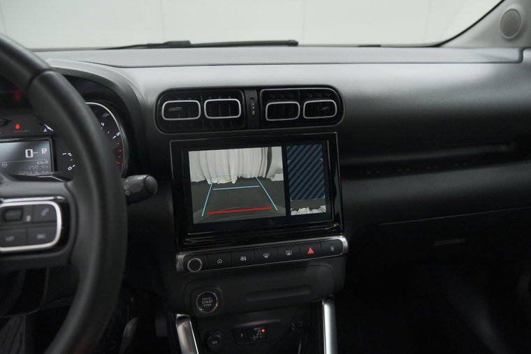 Vehicle Image 39