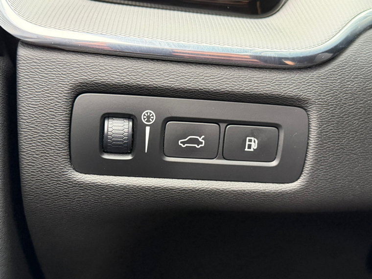 Vehicle Image 27