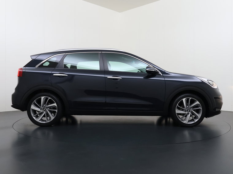 Vehicle Image 38