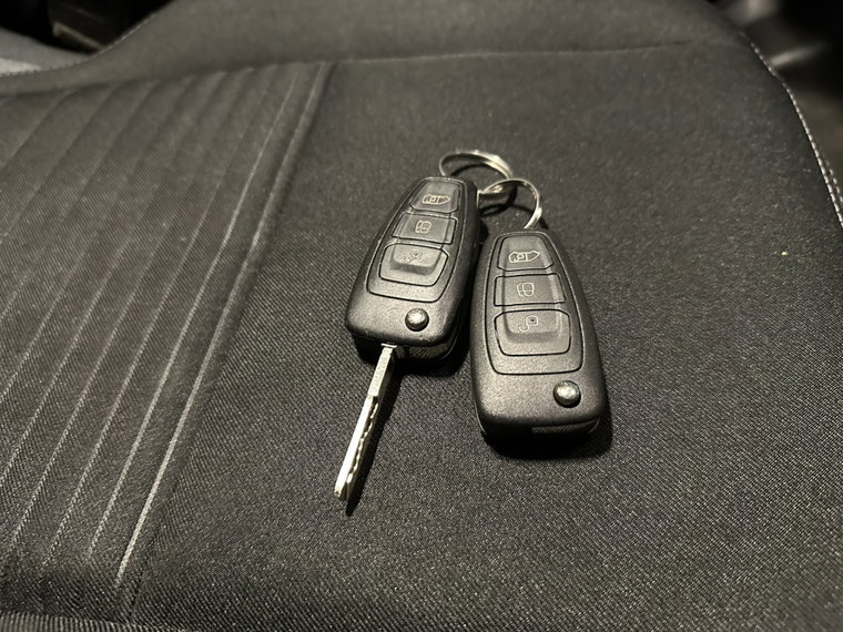 Vehicle Image 21
