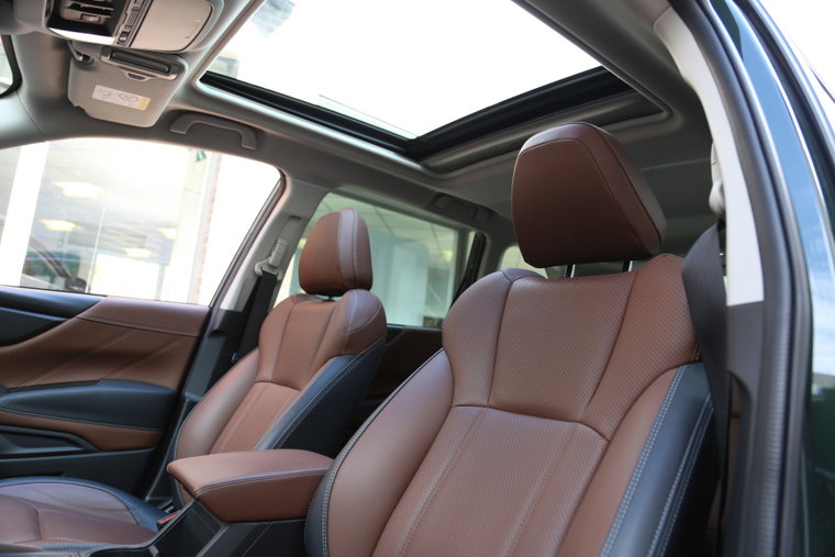 Vehicle Image 19