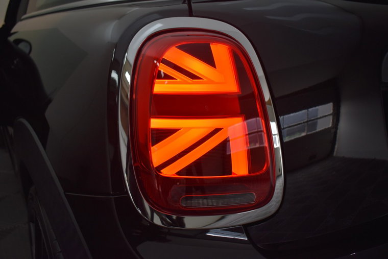 Vehicle Image 30