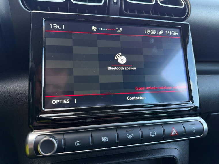 Vehicle Image 28