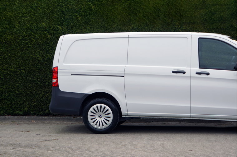 Vehicle Image 36