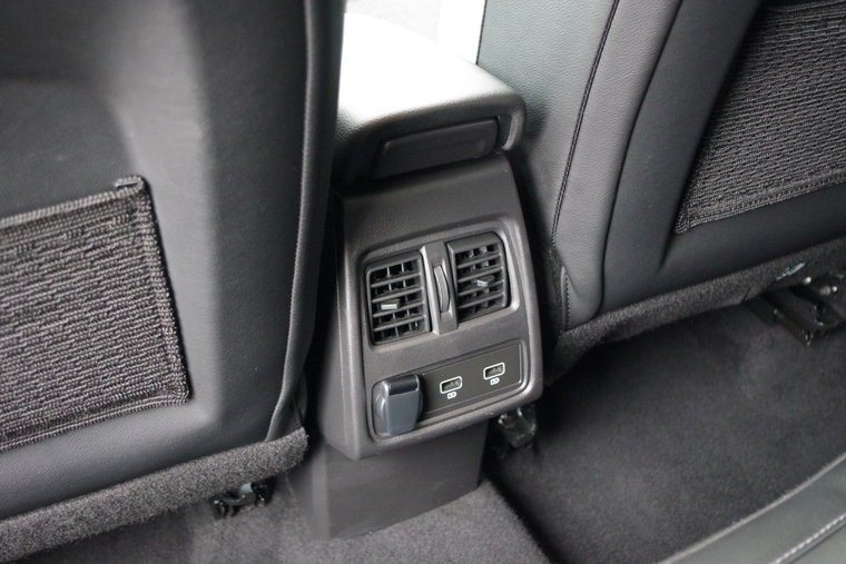 Vehicle Image 41