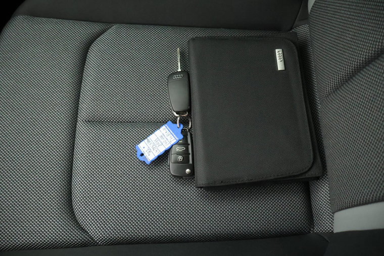 Vehicle Image 31