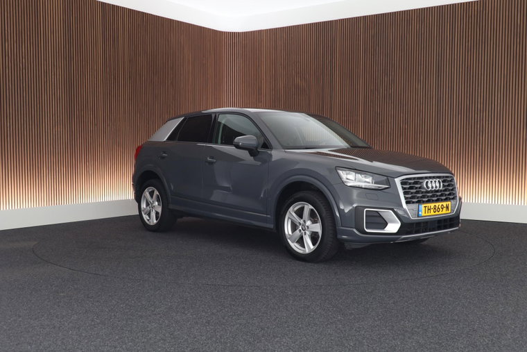 Vehicle Image 8