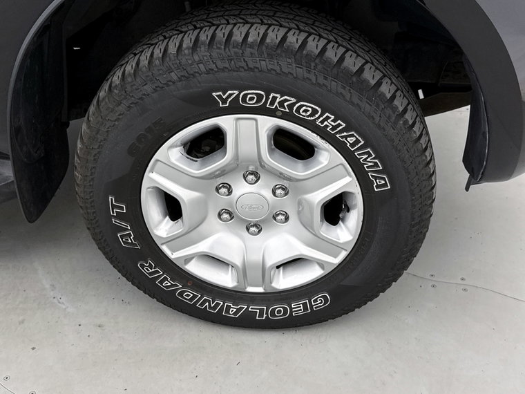 Vehicle Image 40
