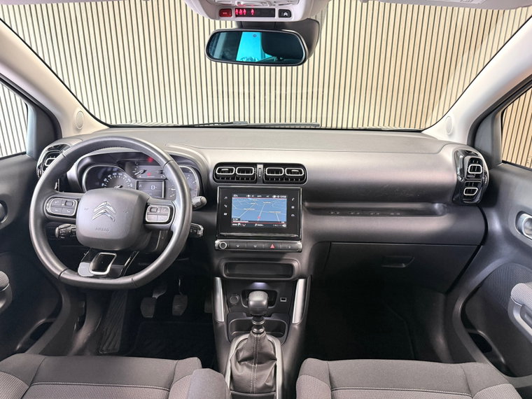 Vehicle Image 22