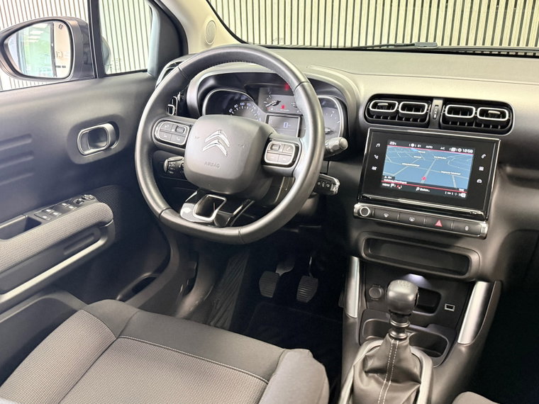 Vehicle Image 23