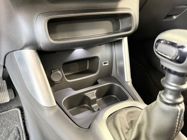 Vehicle Image 39