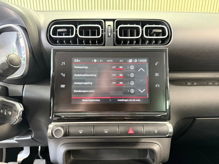 Vehicle Image 45