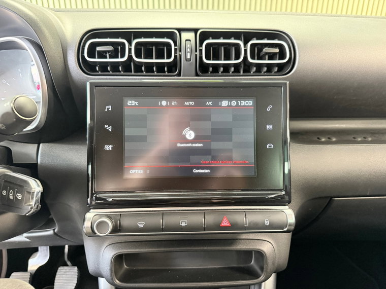 Vehicle Image 47