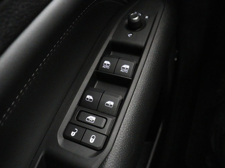 Vehicle Image 39
