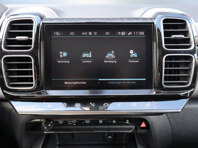 Vehicle Image 30