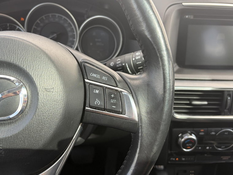 Vehicle Image 28
