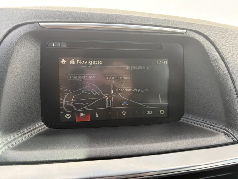 Vehicle Image 32