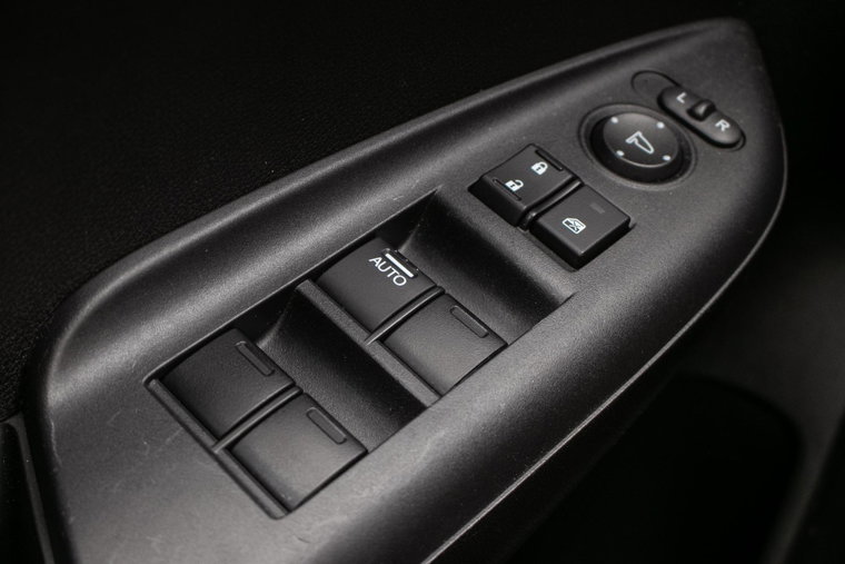 Vehicle Image 37