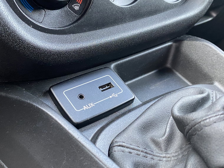 Vehicle Image 33