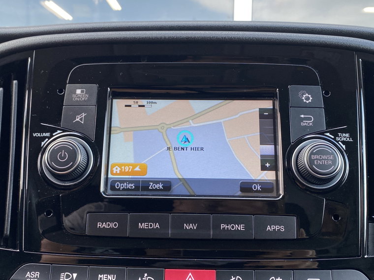 Vehicle Image 38