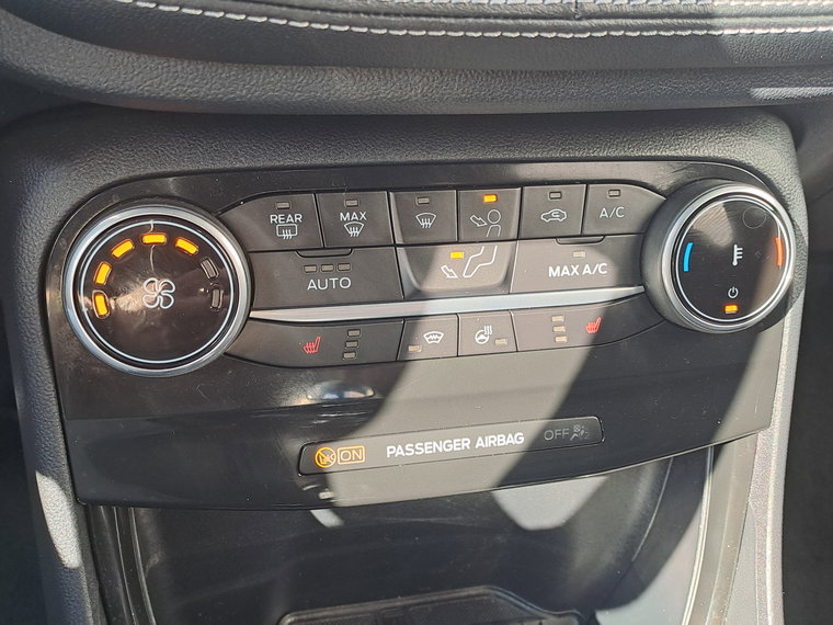 Vehicle Image 34